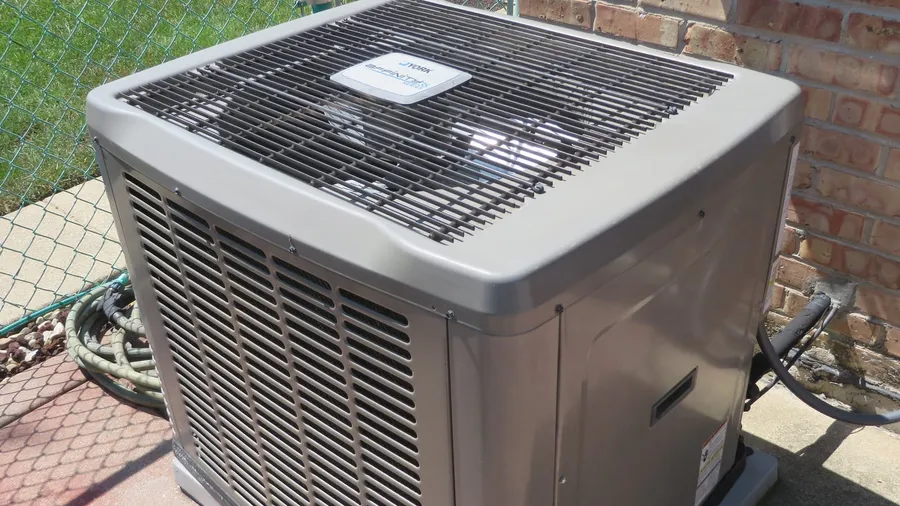 Is an AC Unit Worth Scrapping? (Yes — but Read the Refrigerant Rules First)